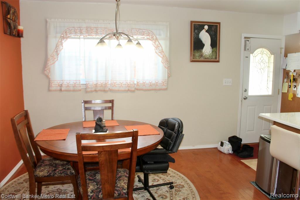 4092 Woodstock Road Waterford, MI 48328 - Photo 20 of 63