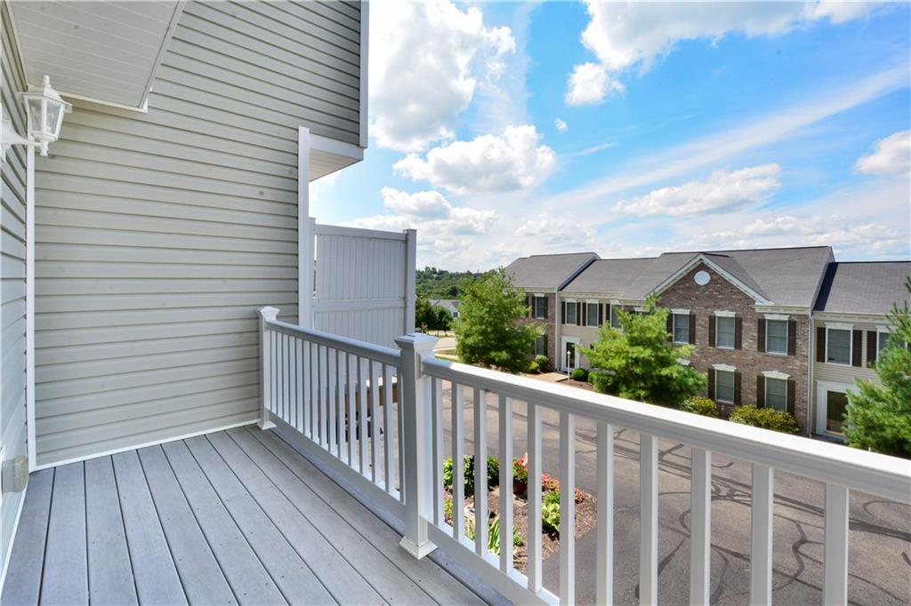 80 Castle View Drive McKees Rocks, PA 15136 - Photo 22 of 24 Deck