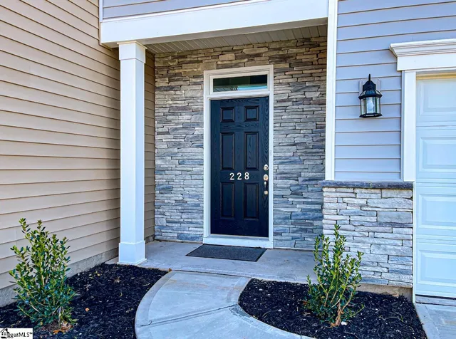 $239,900 | 228 Toal Court, Greenville, SC 29611