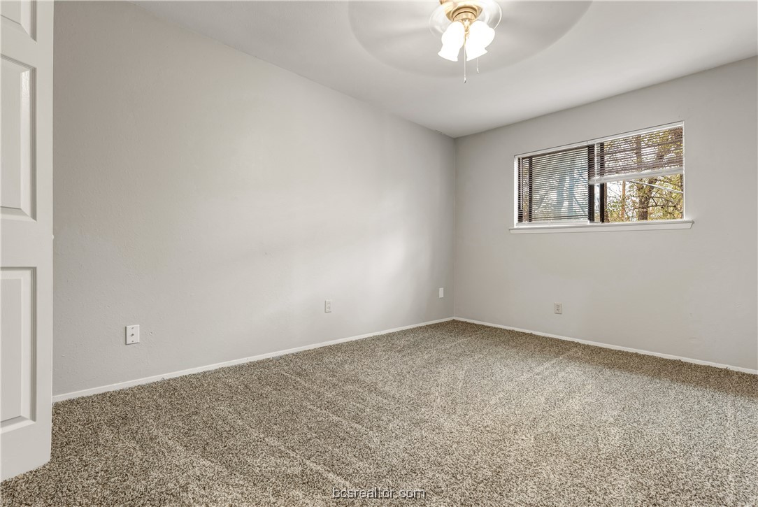 802-804 Navidad Street Bryan, TX 77801 - Photo 21 of 48 a view of an empty room with a window