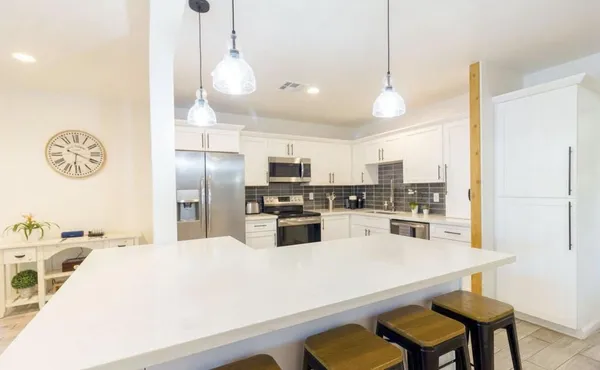 $3,500 | 4214 North 20th Street, Phoenix, AZ 85016