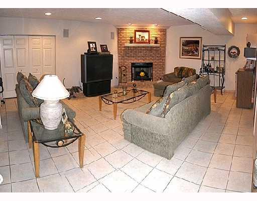 176 McIntyre Road Pittsburgh, PA 15237 - Photo 7 of 8 Den/Family/Great Room.