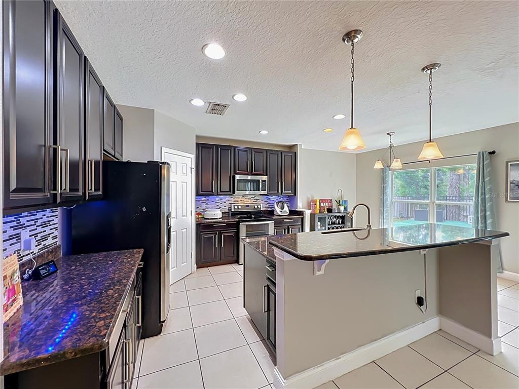 10672 Cabbage Tree Loop Orlando, FL 32825 - Photo 20 of 86