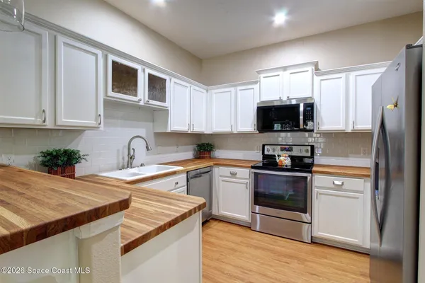 $2,500 | 3108 Vallejo Way, Melbourne, FL 32940