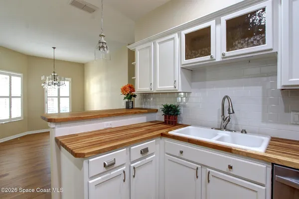 $2,500 | 3108 Vallejo Way, Melbourne, FL 32940