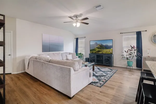 $314,000 | 1704 T H Johnson Drive, Taylor, TX 76574