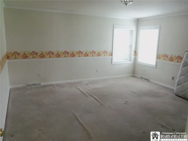 $199,500 | 5 Pleasant Avenue, Pomfret, NY 14063