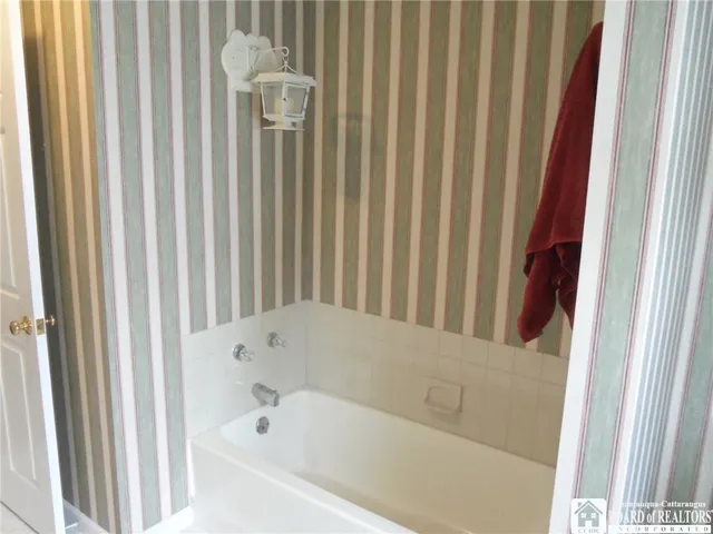 $199,500 | 5 Pleasant Avenue, Pomfret, NY 14063