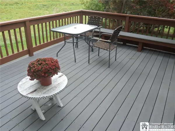 $199,500 | 5 Pleasant Avenue, Pomfret, NY 14063