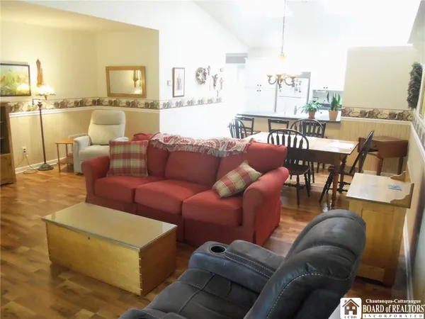 $199,500 | 5 Pleasant Avenue, Pomfret, NY 14063