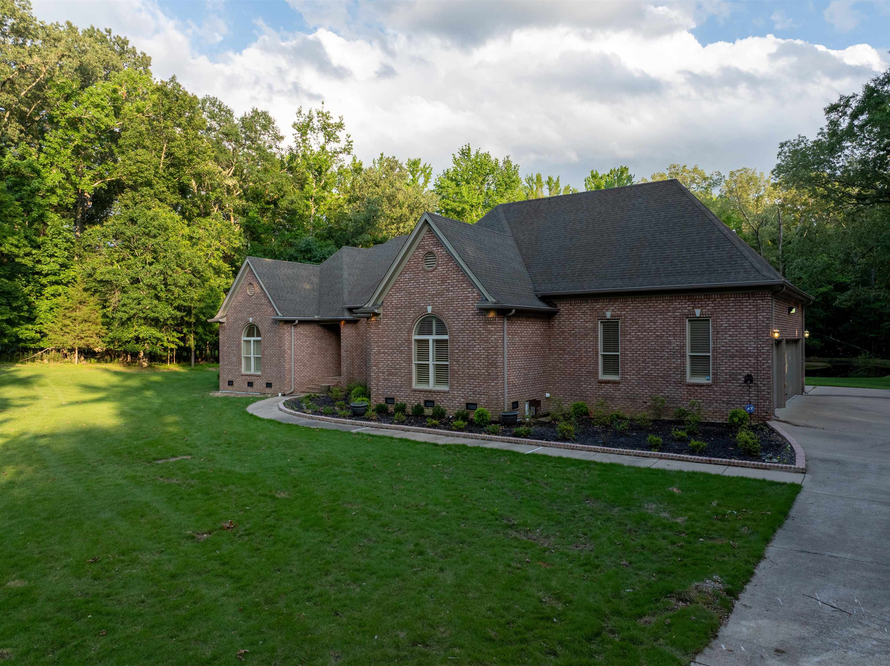 580 Hickory Lake Road Eads, TN 38028 - Photo 8 of 40 Gallery Image 8