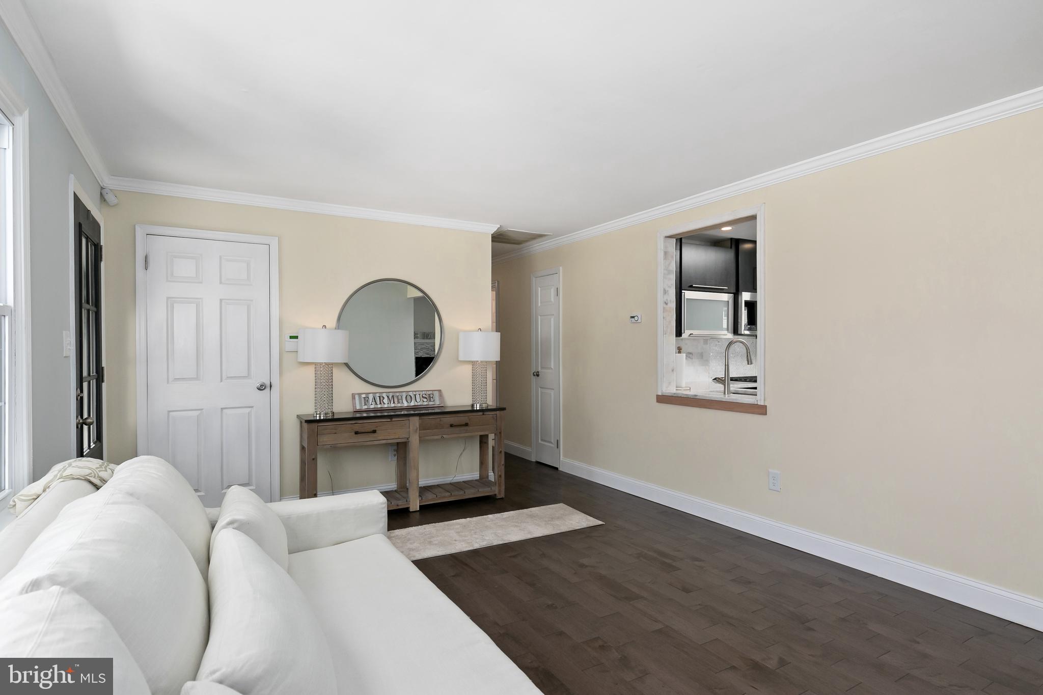 103 Red Stone Ridge Delran, NJ 08075 - Photo 4 of 24