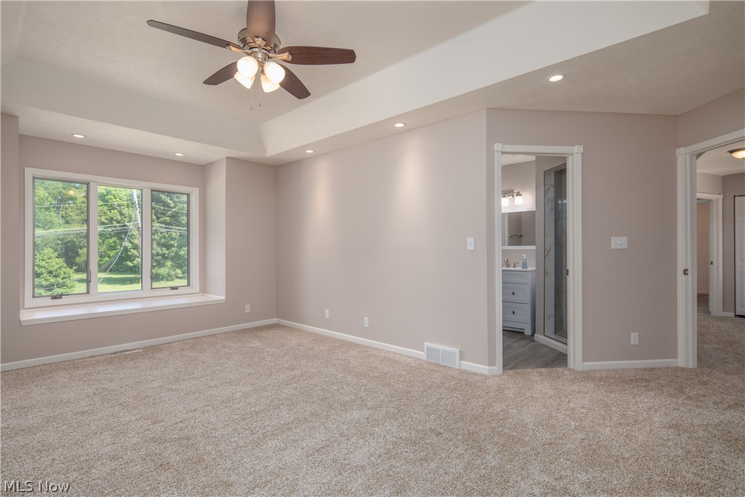 12950 Schreiber Road Valley View, OH 44125 - Photo 22 of 34