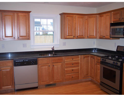 24 Cutter Street, Unit 1 Waltham, MA 02453 - Photo 2 of 8 Gallery Image 2