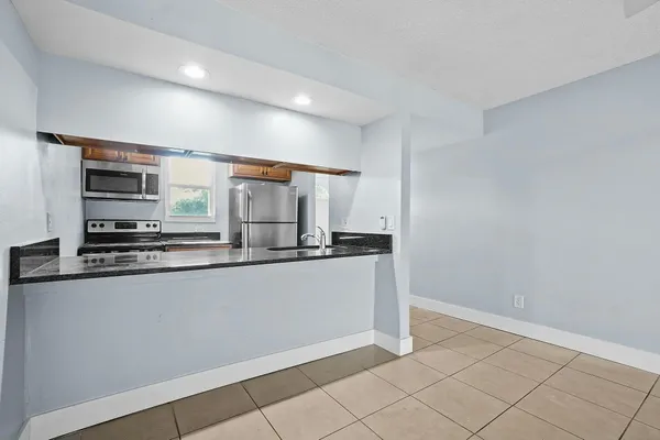 $1,850 | 983 Northwest Spruce Ridge Drive, Unit 4, Stuart, FL 34994