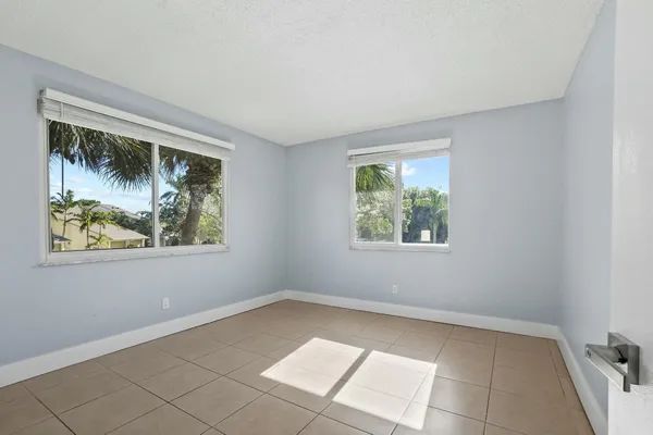 $1,850 | 983 Northwest Spruce Ridge Drive, Unit 4, Stuart, FL 34994