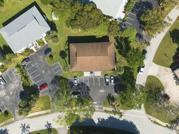 $1,850 | 983 Northwest Spruce Ridge Drive, Unit 4, Stuart, FL 34994