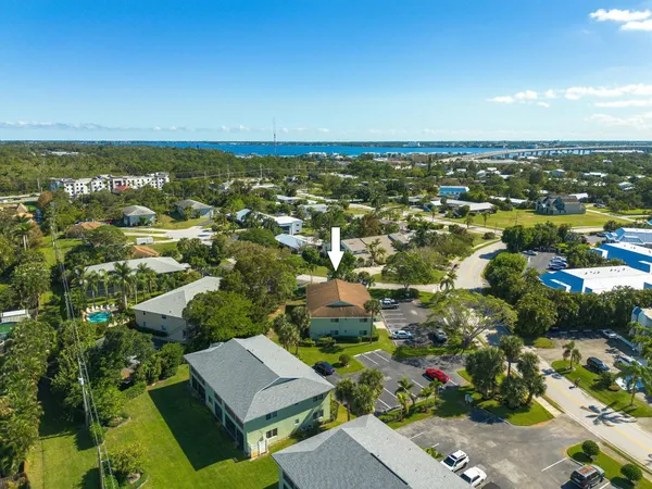 $1,850 | 983 Northwest Spruce Ridge Drive, Unit 4, Stuart, FL 34994