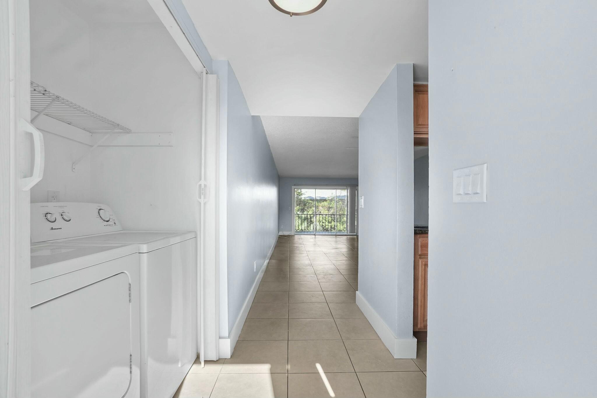 983 Northwest Spruce Ridge Drive, Unit 4 Stuart, FL 34994 - Photo 7 of 56 tempImagengxWs6