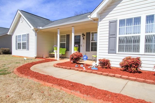 112 St James Court Anderson, SC 29621 - Photo 2 of 28 Gallery Image 2