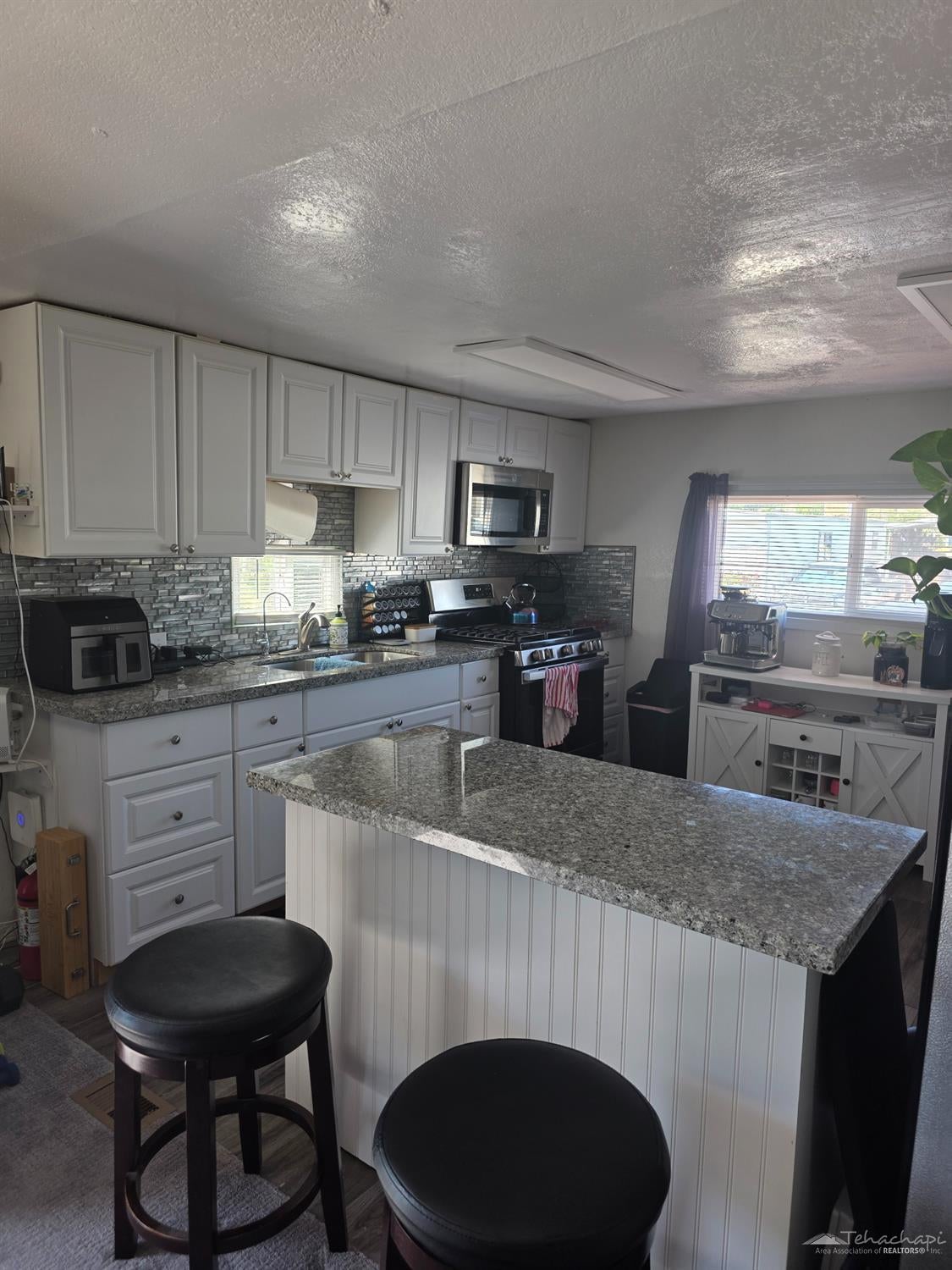 333 Dennison Road Tehachapi, CA 93561 - Photo 8 of 12 Gallery Image 8
