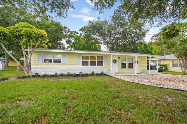 $400,000 | 3613 Belmont Boulevard, Sarasota, FL 34232