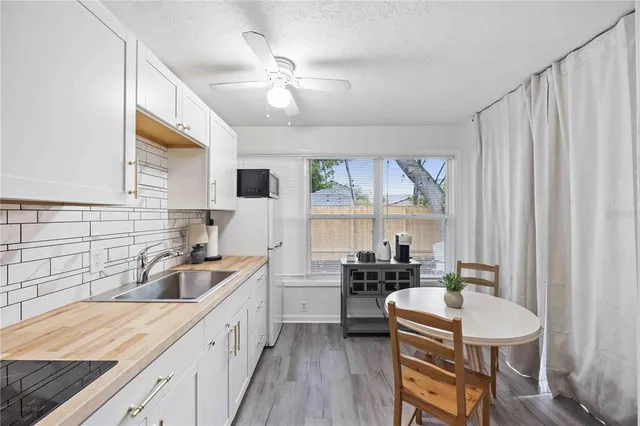 $400,000 | 3613 Belmont Boulevard, Sarasota, FL 34232