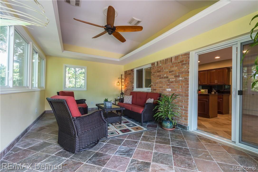 1514 Lomas Verdes Rochester, MI 48306 - Photo 39 of 57 1514 Lomas Verdes-22.jpg