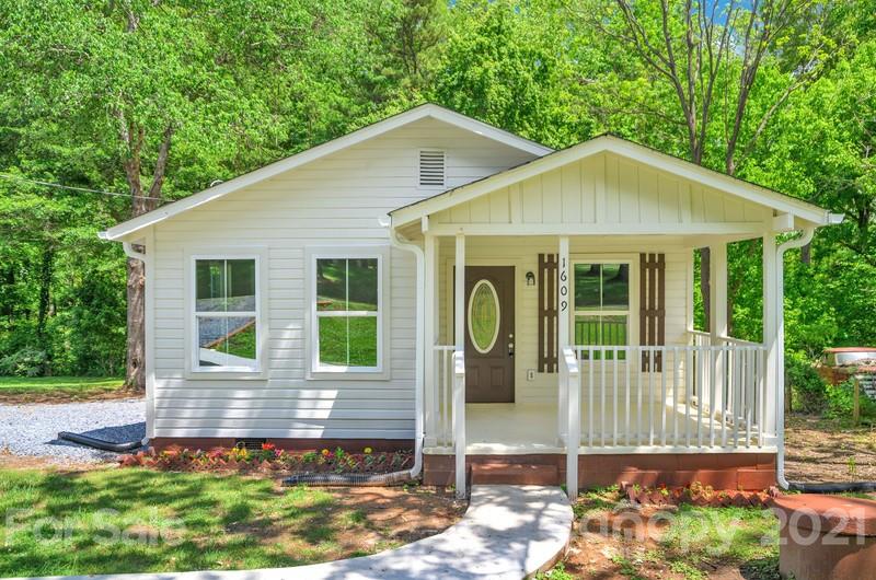 1609 Eaves Road Shelby, NC 28152 - Photo 2 of 29 Gallery Image 2