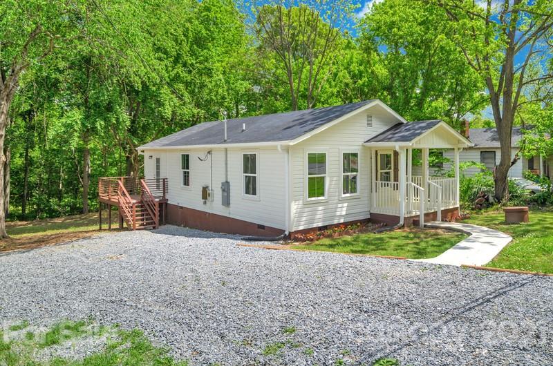 1609 Eaves Road Shelby, NC 28152 - Photo 3 of 29 Gallery Image 3