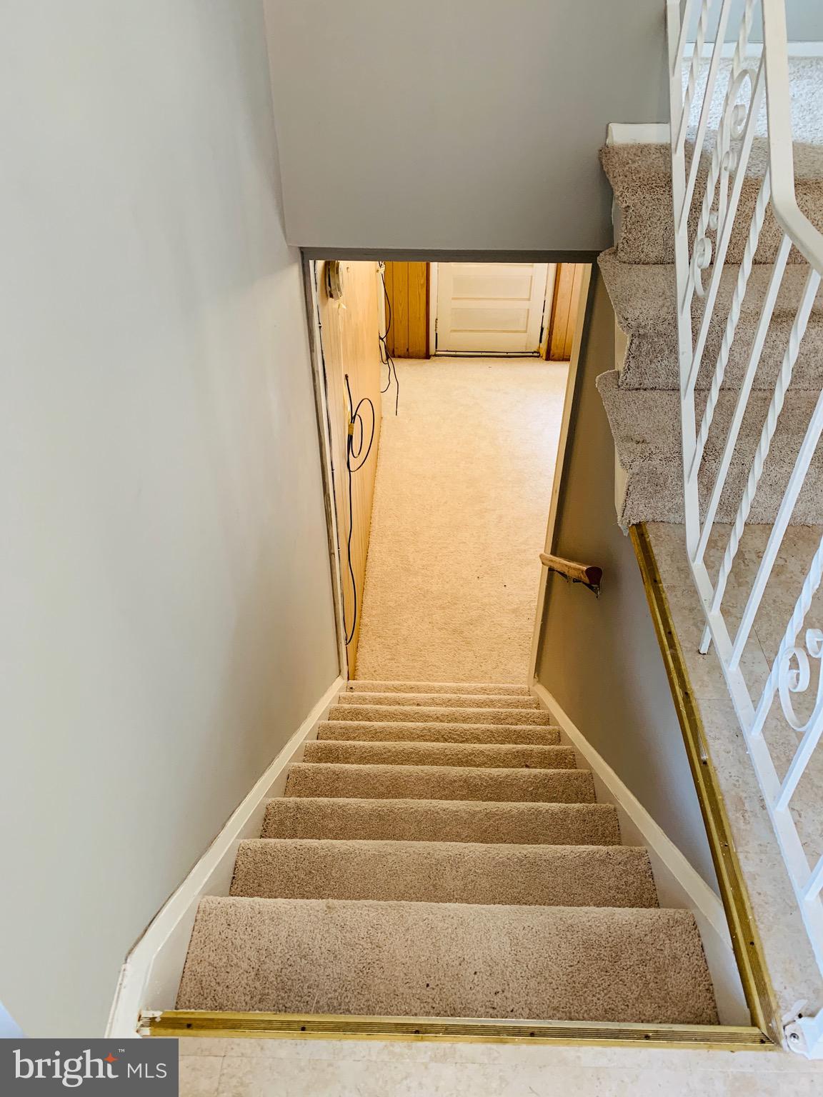8508 Stevenswood Road Baltimore, MD 21244 - Photo 28 of 45 a view of entryway