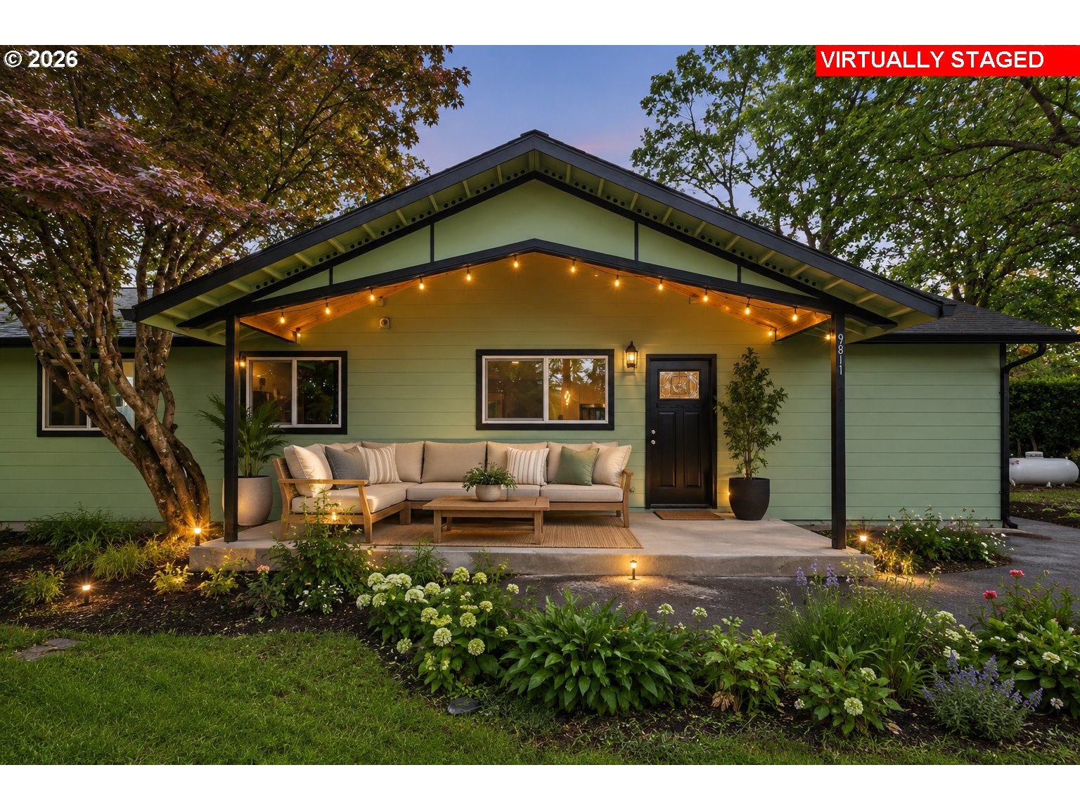 9811 Northeast Covington Road Vancouver, WA 98662 - Photo 2 of 27