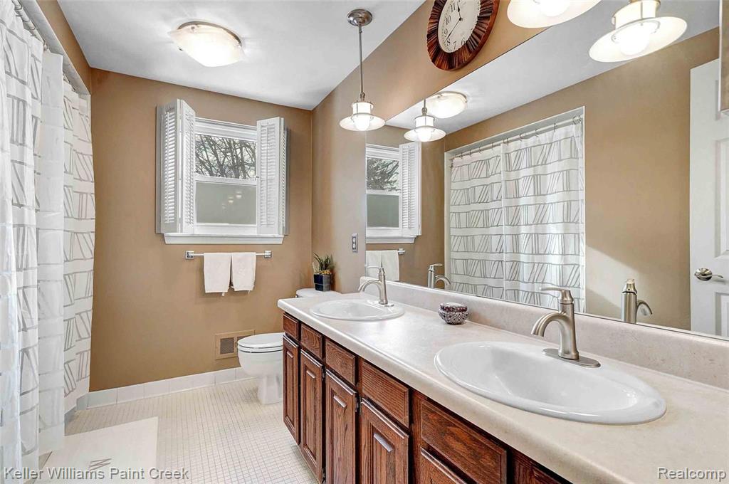 3153 Baypoint Drive Rochester Hills, MI 48309 - Photo 31 of 39