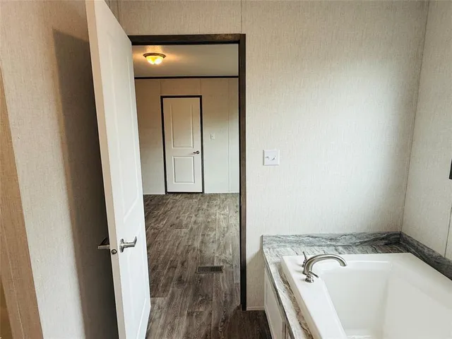 $1,575 | 3003 Elmwood Drive, Granbury, TX 76048