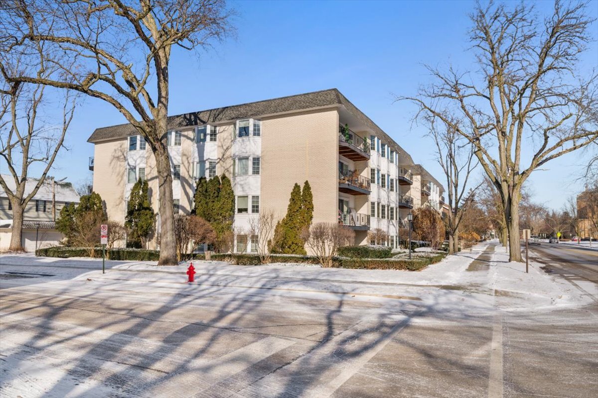 701 Ridge Road, Unit 2B Wilmette, IL 60091 - Photo 15 of 15