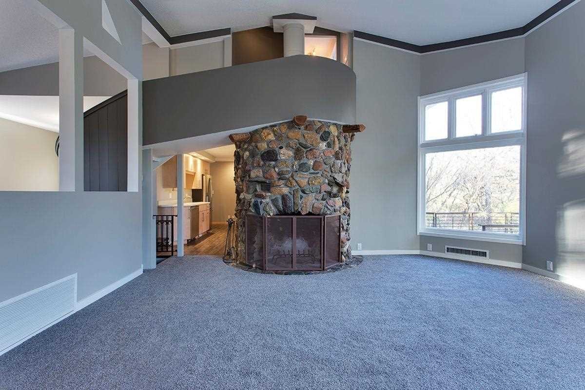 8140 Buck Ridge Road Cedar Falls, IA 50613 - Photo 8 of 27 Gallery Image 8