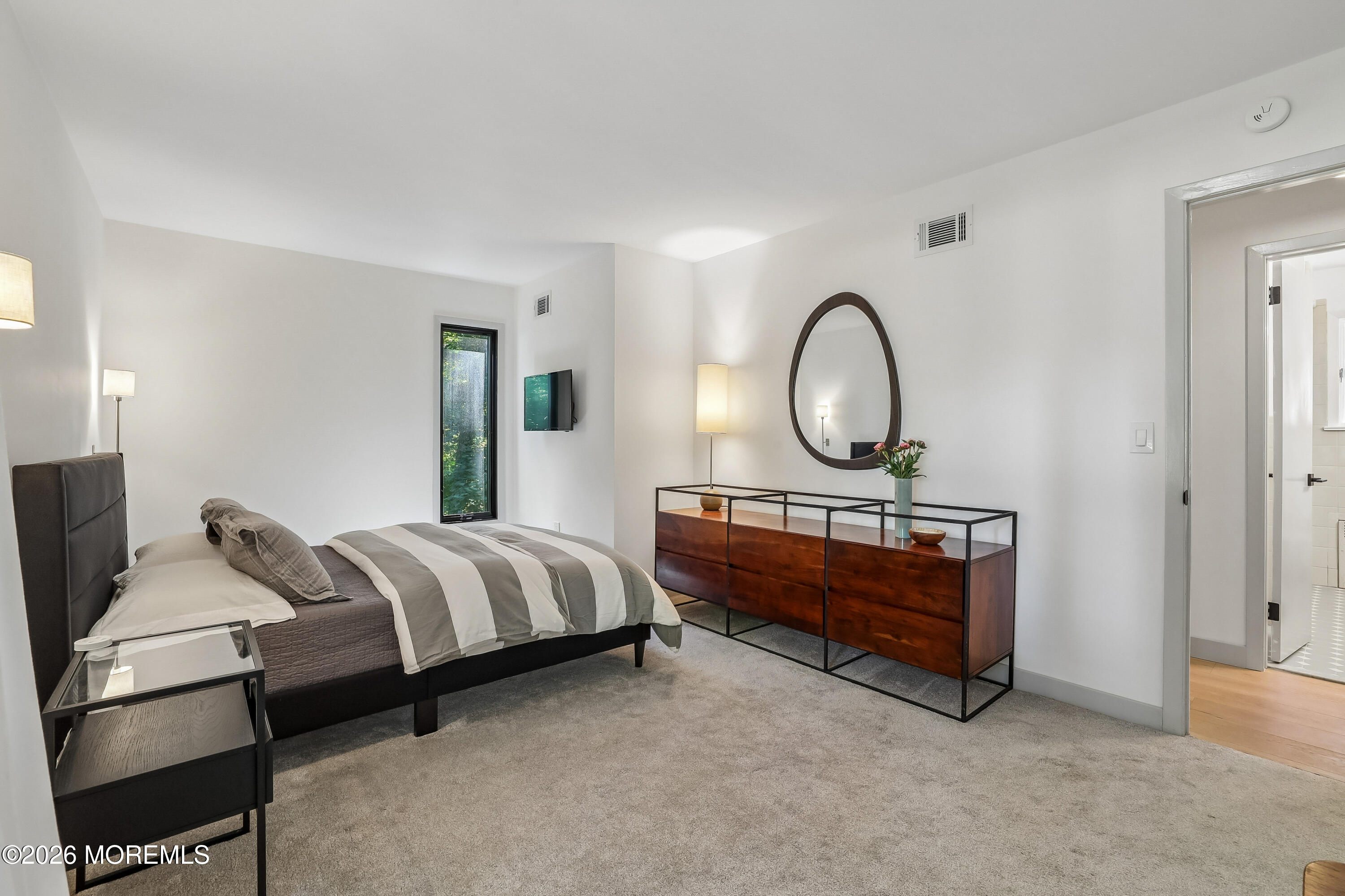 5 Coventry Square Holmdel, NJ 07733 - Photo 15 of 41 001