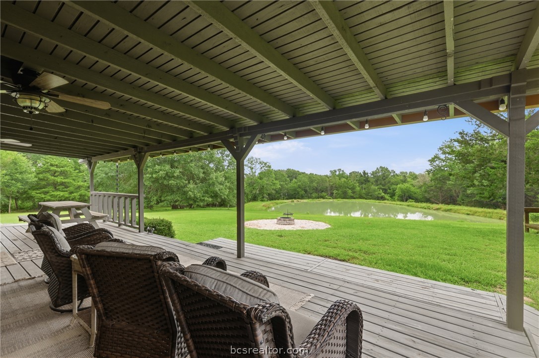 18578 Old Bundick Road Bryan, TX 77808 - Photo 4 of 44