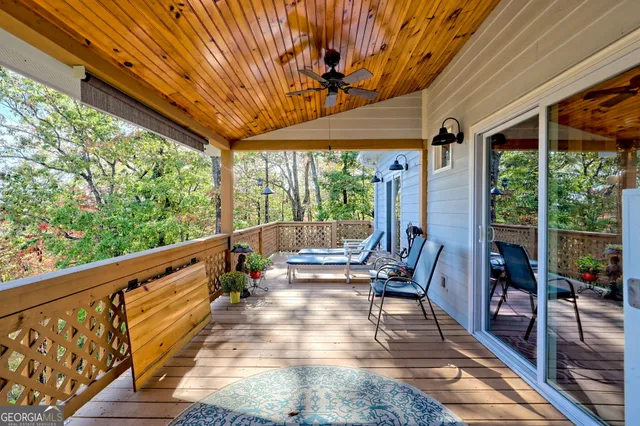 $750,000 | 557 Walnut Grove Lane, Tiger, GA 30576