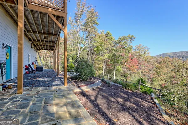 $695,000 | 557 Walnut Grove Lane, Tiger, GA 30576