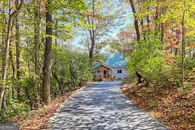 $750,000 | 557 Walnut Grove Lane, Tiger, GA 30576