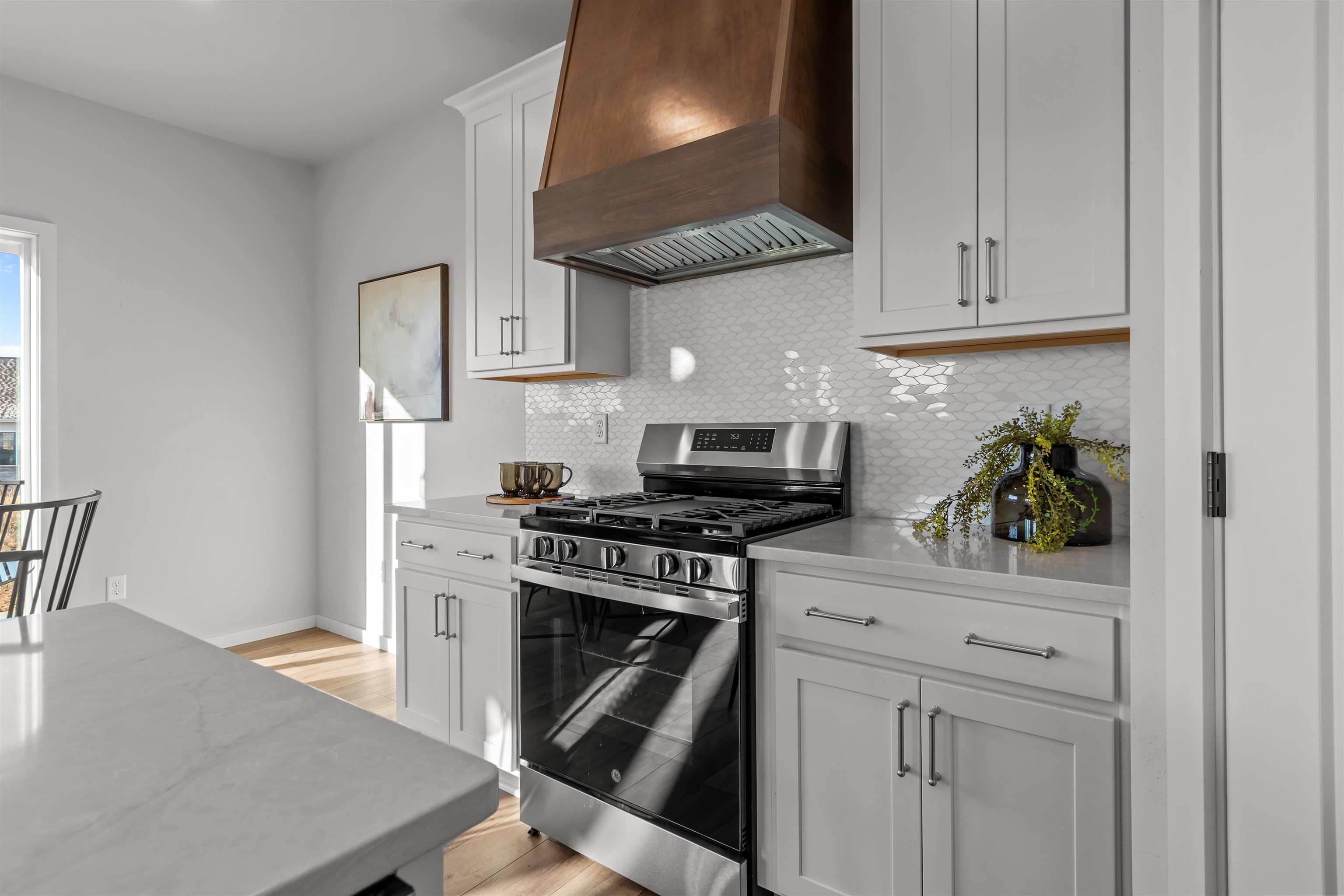 3731 Gladiolus Place Appleton, WI 54913 - Photo 9 of 41