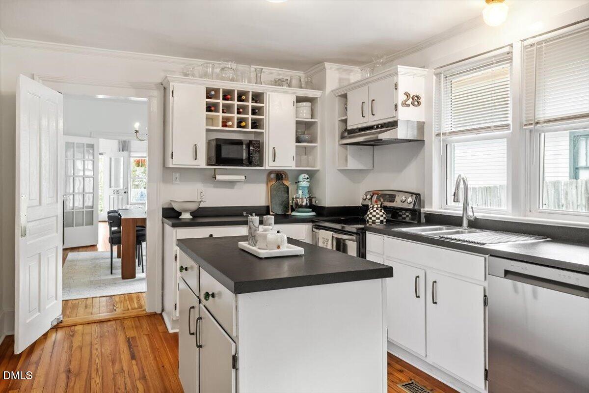 519 Holden Street Raleigh, NC 27604 - Photo 14 of 34