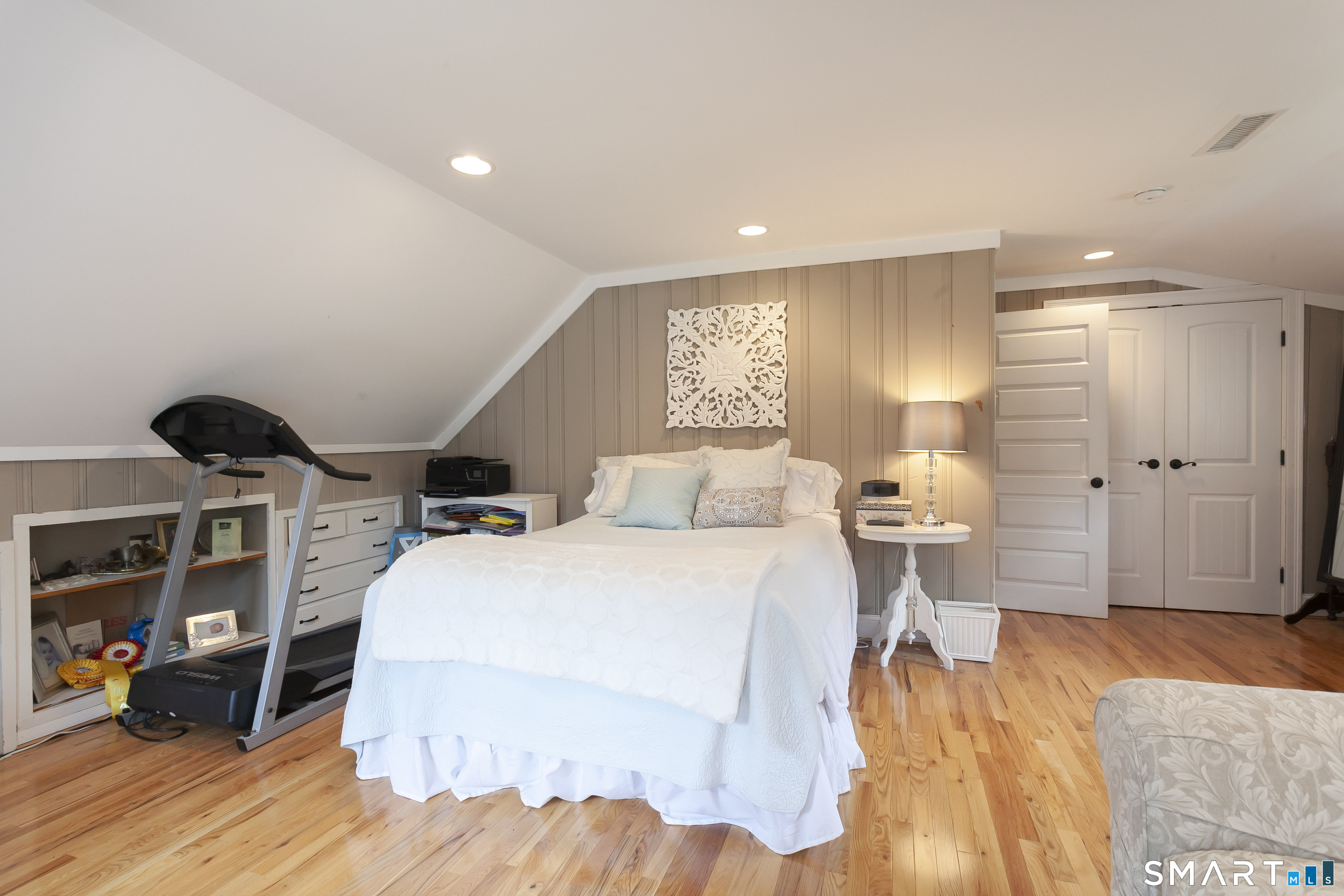 26 Deepwood Road Simsbury, CT 06070 - Photo 19 of 34