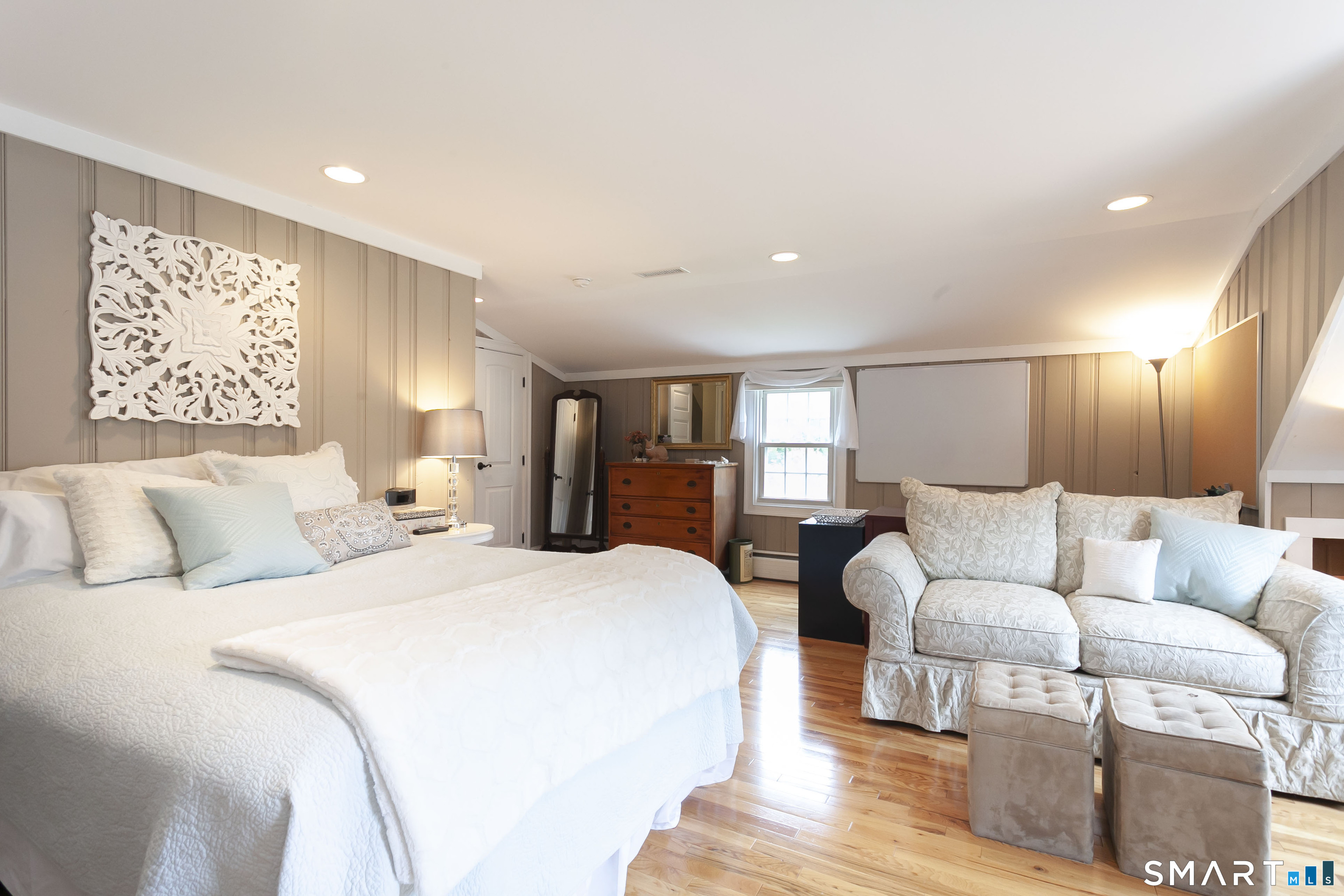 26 Deepwood Road Simsbury, CT 06070 - Photo 20 of 34