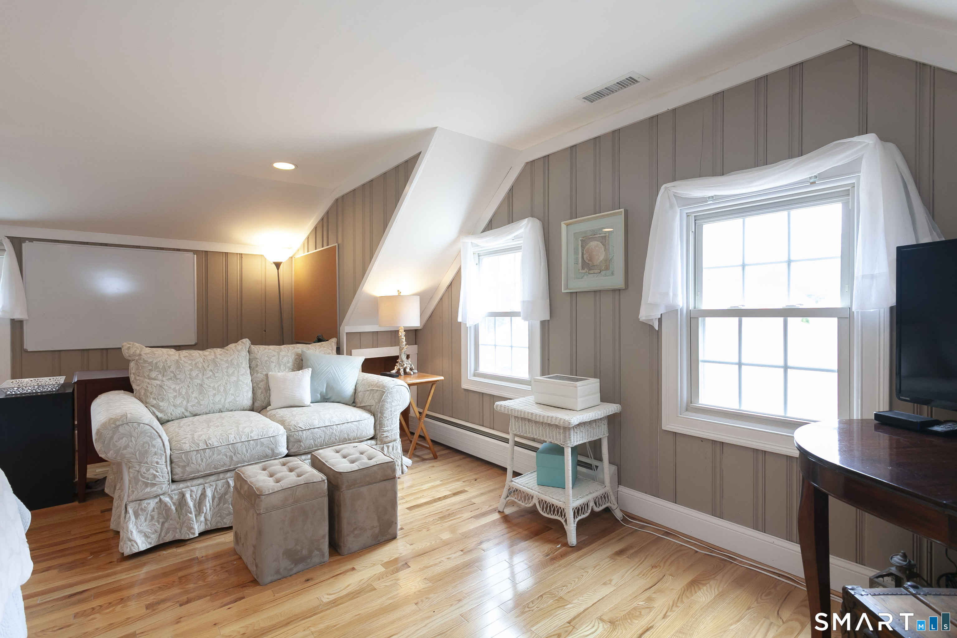 26 Deepwood Road Simsbury, CT 06070 - Photo 21 of 34