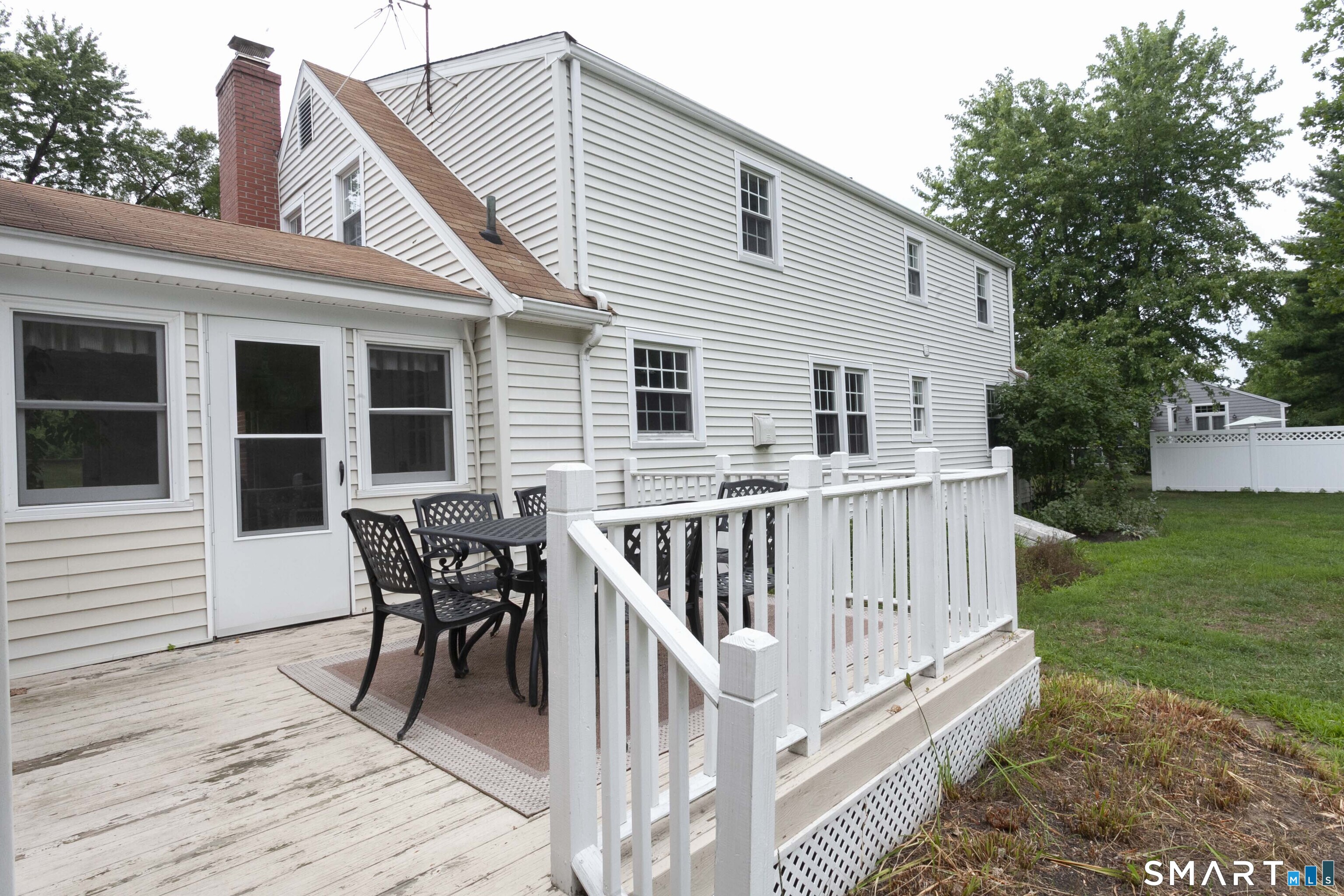 26 Deepwood Road Simsbury, CT 06070 - Photo 30 of 34