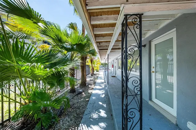 $1,375 | 551 Northeast 61st Street, Unit 5, Miami, FL 33137