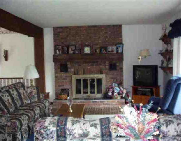 16 Ashdown Road Ballston Lake, NY 12019 - Photo 5 of 10 Photo 5