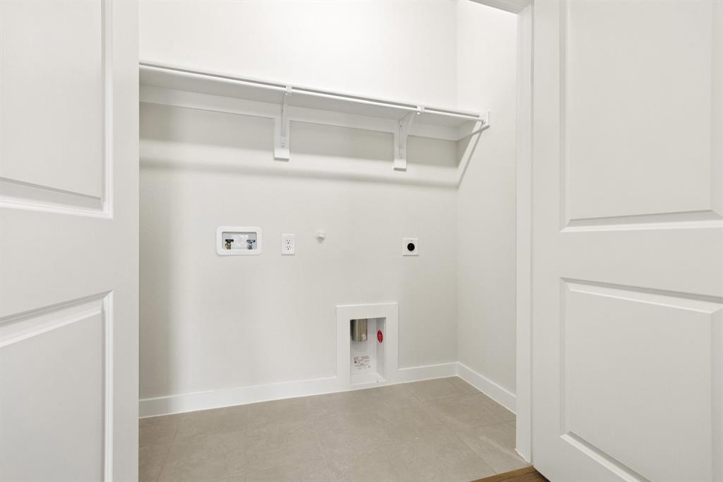 8509 Del Rio Trail Wylie, TX 75098 - Photo 23 of 26 029-8509DelRioTrail-Rowlett-TX-75089-Laundry.jpg-SMALL